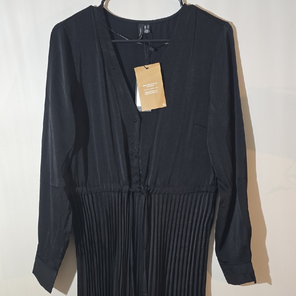 NWT Baltic Born Vero Moda Black Midi Dress